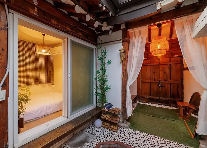 Hanok Private House With Frond Yard Daire